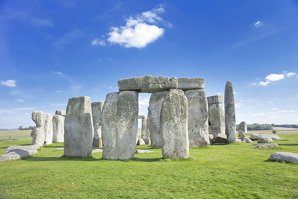 Stonehenge, UNESCO World Heritage Site, Salisbury Plain, Wiltshire, England, United Kingdom, Europe