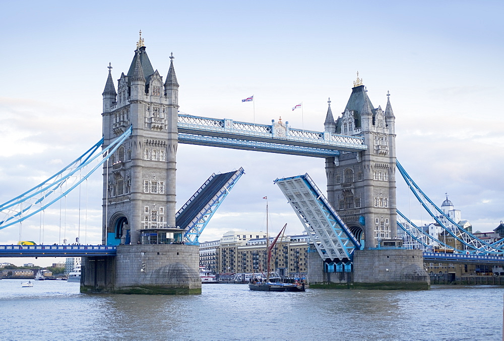 Tower Bridge opening and River Thames, London, England, United Kingdom, Europe