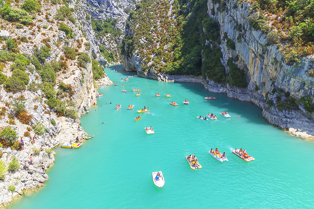 St. Croix Lake, Gorges du Verdon, Provence-Alpes-Cote d'Azur, Provence, France, Europe