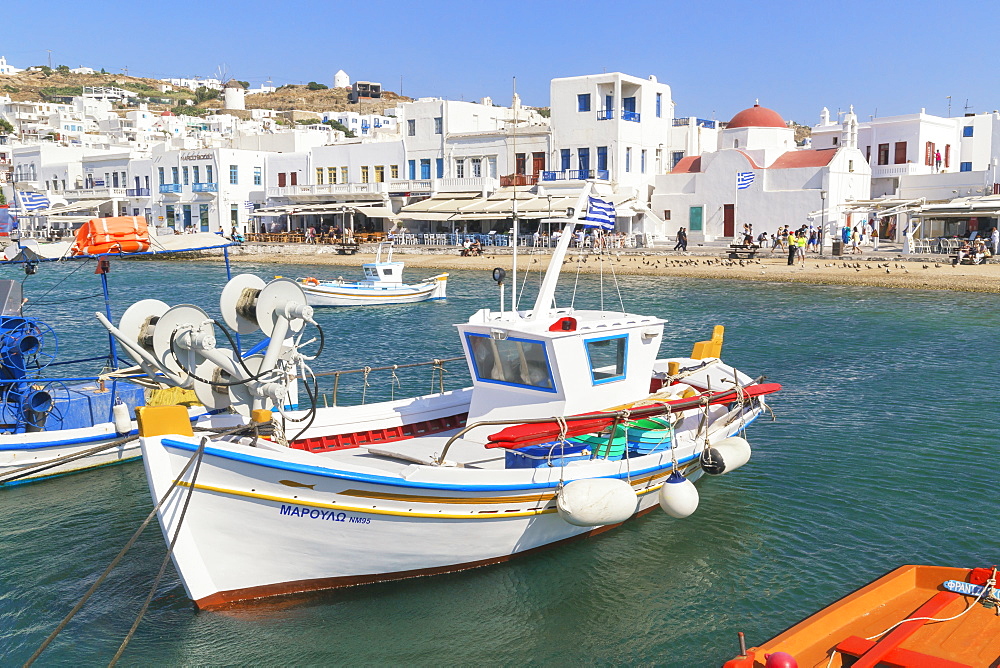 Mykonos Town old harbour, Mykonos, Cyclades Islands, Greek Islands, Greece, Europe