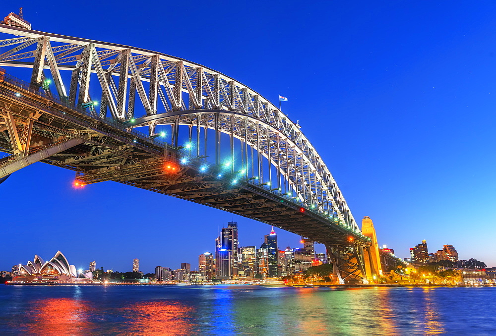 Sydney Harbour Bridge and CBD skyline, Sydney, New South Wales, Australia, Pacific