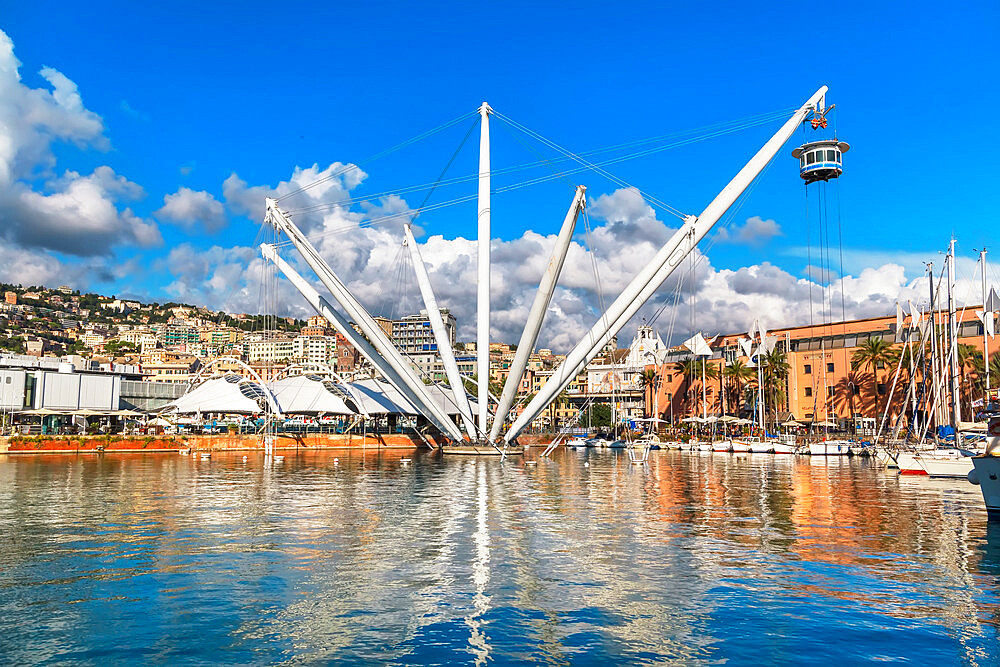 Bigo, Porto Antico (Old Port), Genoa, Liguria, Italy, Europe