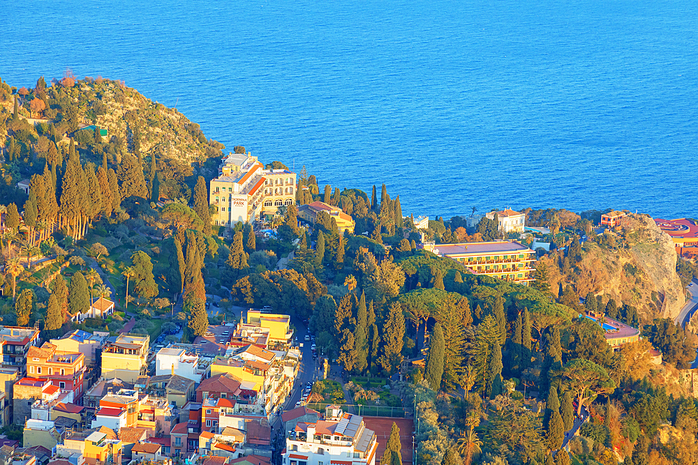 Taormina town, high angle view, Taormina, Sicily, Italy, Mediterranean, Europe