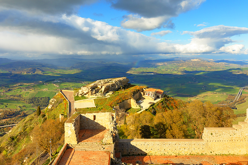 Rocca di Cerere and surrounding Valley, elevated view, Enna, Sicily, Italy, Mediterranean, Europe