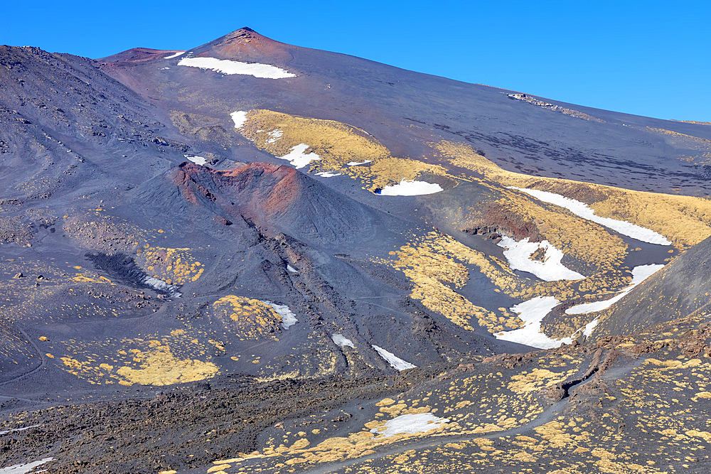 Volcanic landscape, Valle del Bove, Etna, UNESCO World Heritage Site, Etna, Sicily, Italy, Mediterranean, Europe