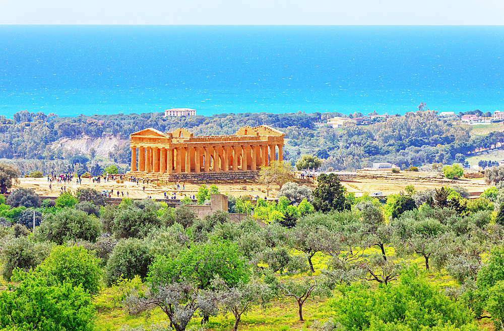 Temple of Concordia, Valley of Temples, Agrigento, Sicily, Italy