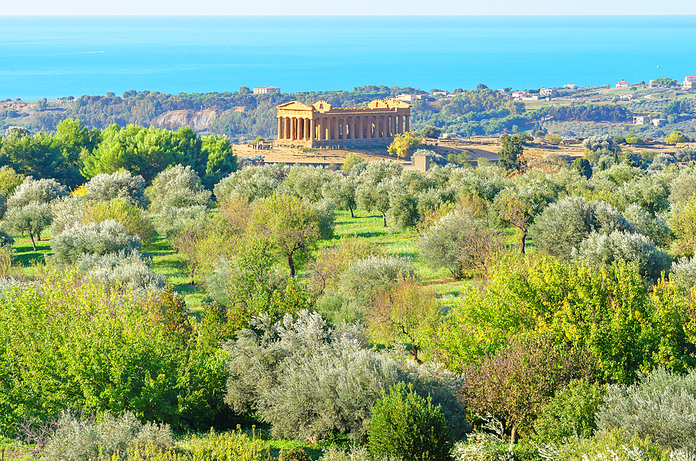 Concordia temple, Valley of Temples, Agrigento, Sicily, Italy