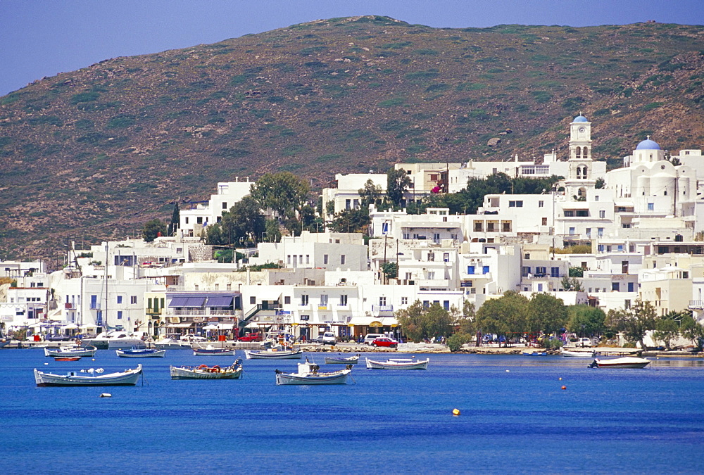 Adamas (Adhamas) (Adhamata) city and harbour, Milos, Cyclades islands, Greece, Mediterranean, Europe