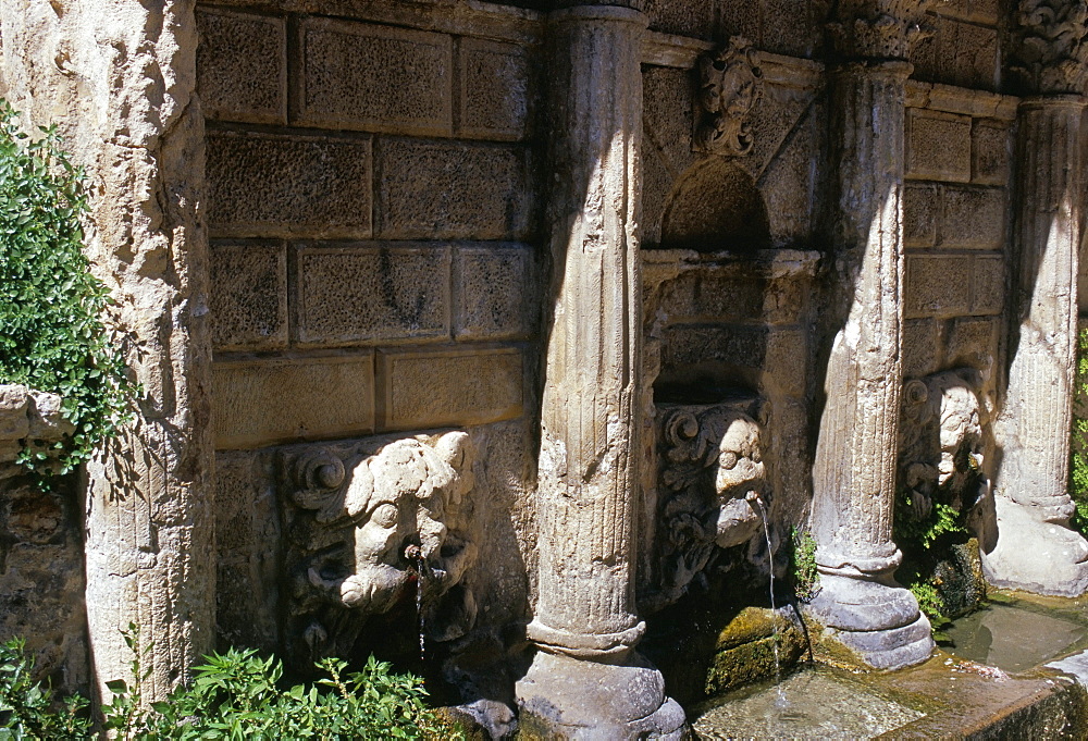 Rimondi fountain with spouting lion heads, Venetian heritage, Rethymno (Rethymnon), island of Crete, Greece, Mediterranean, Europe