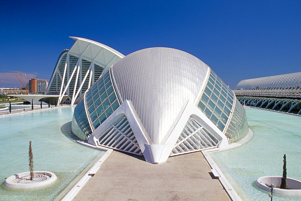 Hemispheric planetarium and cinema, City of Arts and Sciences (Ciudad de las Artes y las Ciencias), architect Santiago Calatrava, Valencia, Spain, Europe