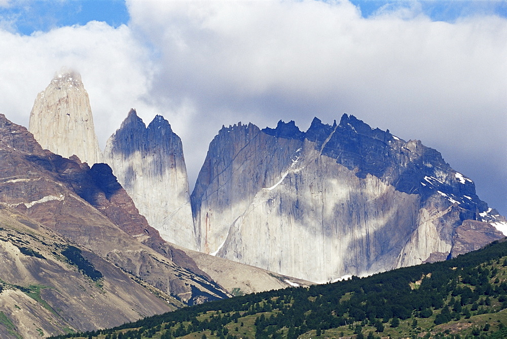 Torres del Paine (Paine Towers), Torres del Paine National Park, Patagonia, Chile, South America