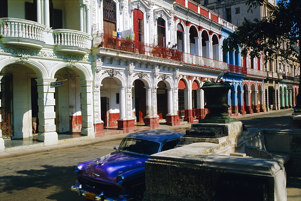 Paseo de Marti, Prado colonial quarter, Havana, Cuba