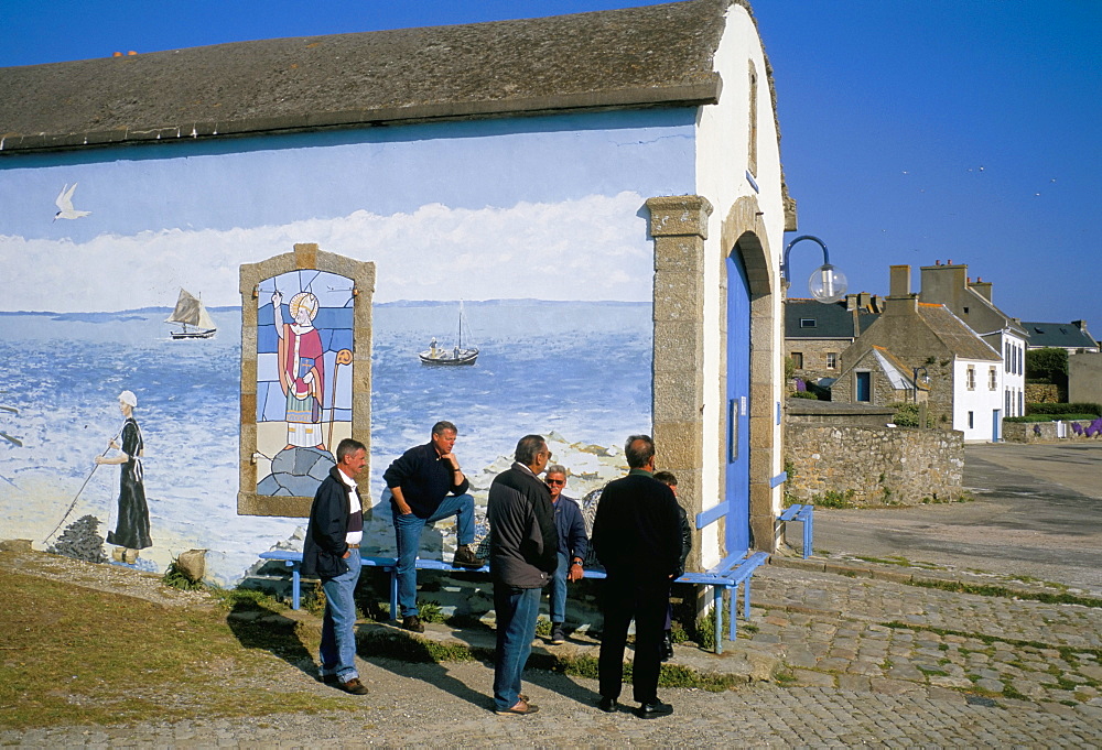 La cale, Ile de Molene, Breton Islands, Finistere, Brittany, France, Europe