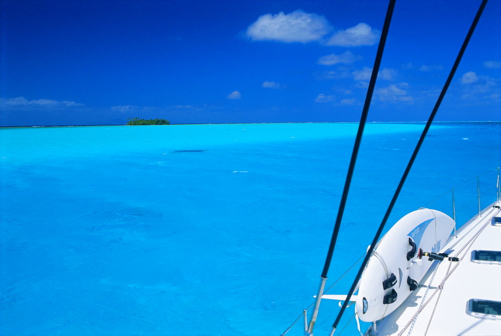 On board 'Milena I', Lagoon 570, Society Islands archipelago, French Polynesia, Pacific