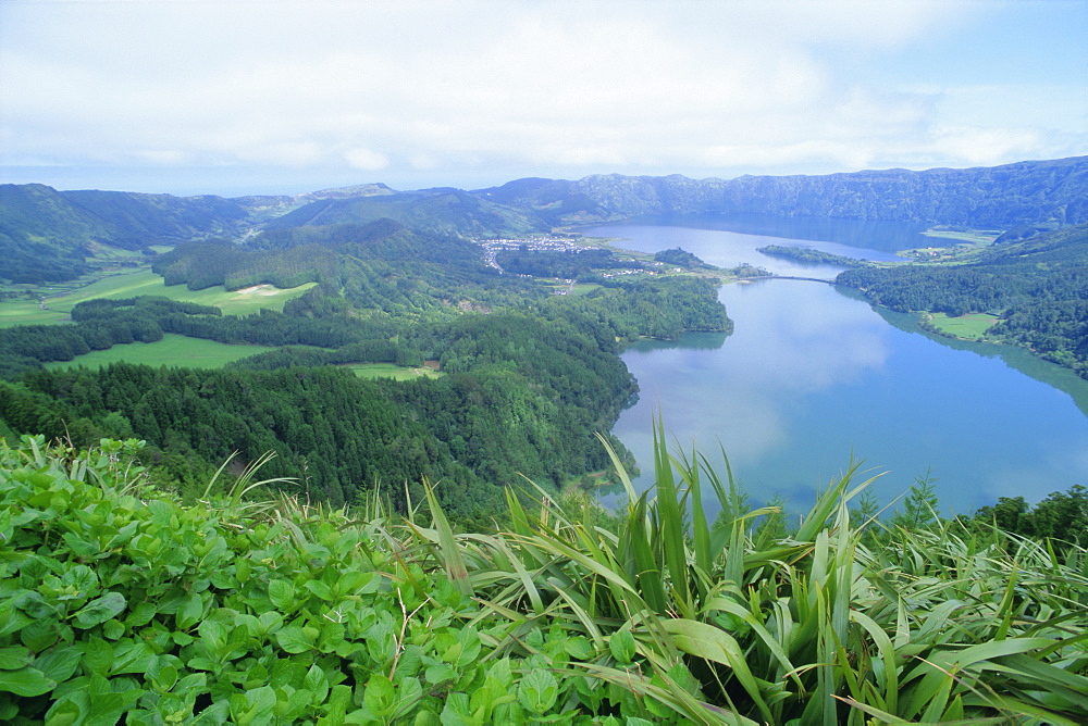 Sete Citades lakes, Sao Miguel island, Azores, Portugal, Europe, Atlantic Ocean