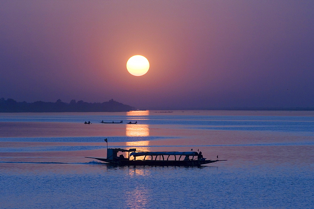 Sunset on the River Niger, Segou, Mali, Africa