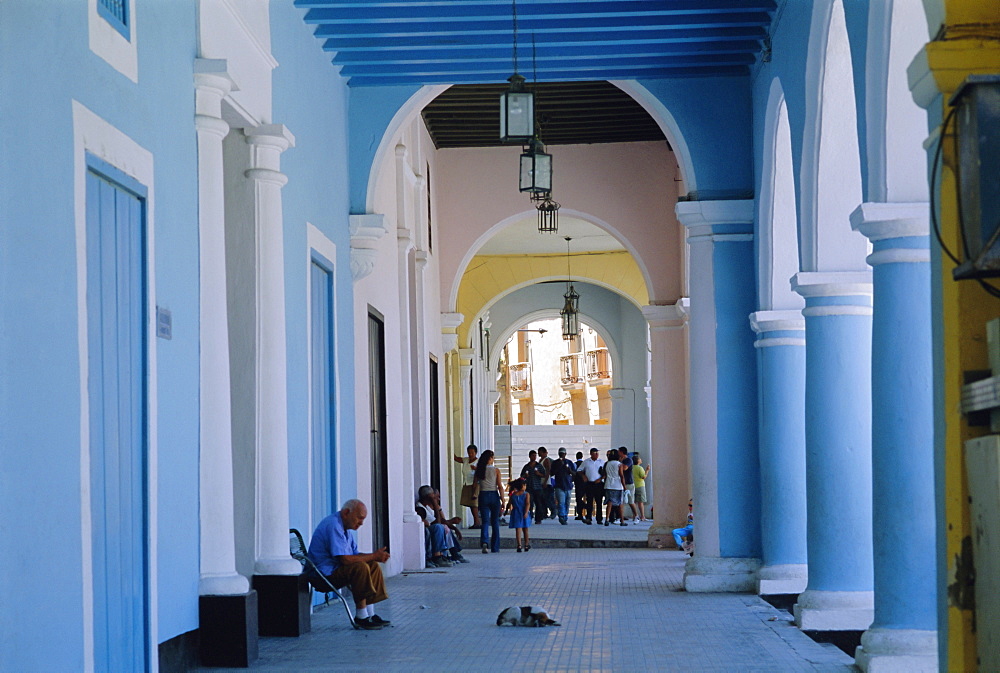 Arcade in the colonial old town, Havana, Cuba