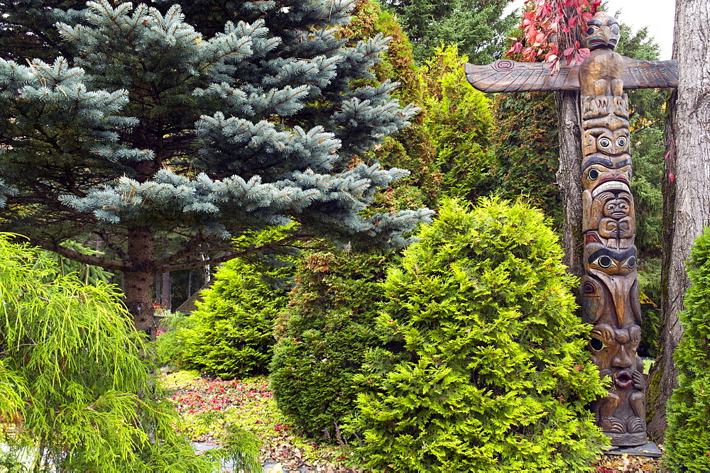 Totem, Garden at Auclair, Bas Saint-Laurent region, Quebec Province, Canada, North America