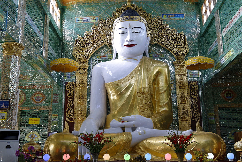 The central pagoda, Soon U Ponya Shin Pagoda, Sagaing Hill, southwest of Mandalay, Sagaing Division, Republic of the Union of Myanmar (Burma), Asia 