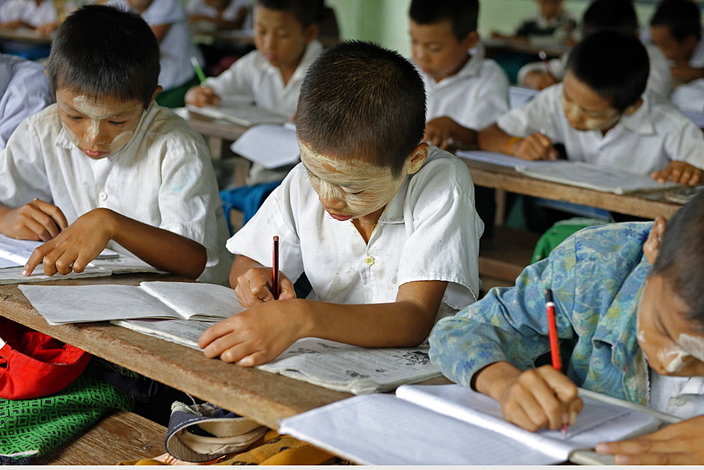 Primary school, Thet Kel Kyin village, Indaw area. Sagaing Division, Republic of the Union of Myanmar (Burma), Asia