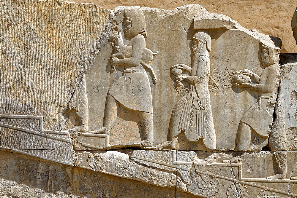 Medes and Arachos priests, The Tachara, the Palace of Darius the exclusive building of Darius I, Persepolis, Iran, Middle East