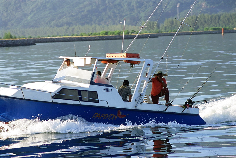 Fishing boat, Cerf Passage, northeast coast, island of Mahe, Seychelles, Indian Ocean, Africa