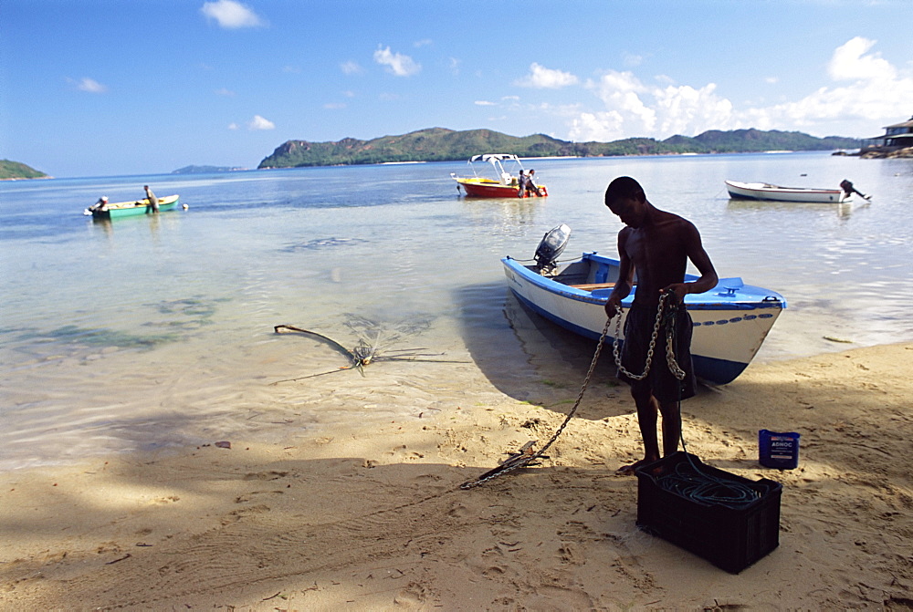 Beach, Grand Anse, south coast, island of Praslin, Seychelles, Indian Ocean, Africa