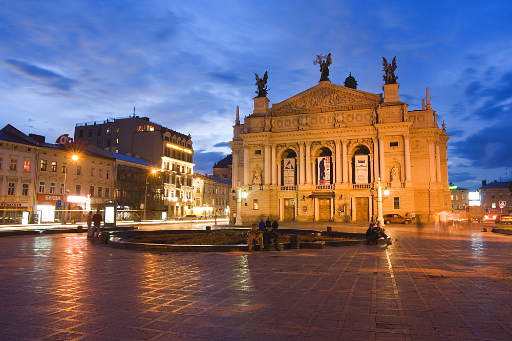 Ivan Franco Opera and Ballet Theatre, Old Town, Lviv, UNESCO World Heritage Site, Ukraine, Europe