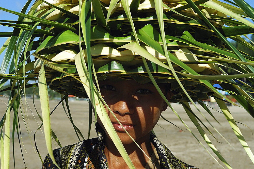 Hat seller, Chaungtha Beach, Myanmar (Burma), Asia