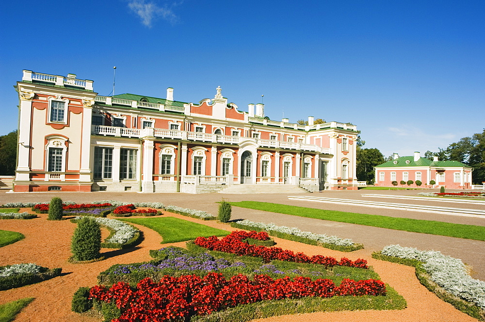 Garden at Kadriorg Palace, residence of the president of Estonia, Tallinn, Estonia, Baltic States, Europe