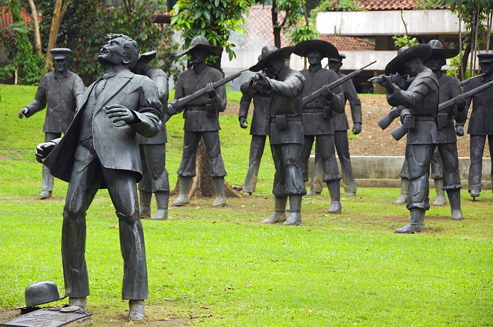 Memorial to Martyr Dr. Jose Rizal, site of execution, recreation of last moments of the hero's life, Rizal Park, Luneta, Manila, Philippines, Southeast Asia, Asia