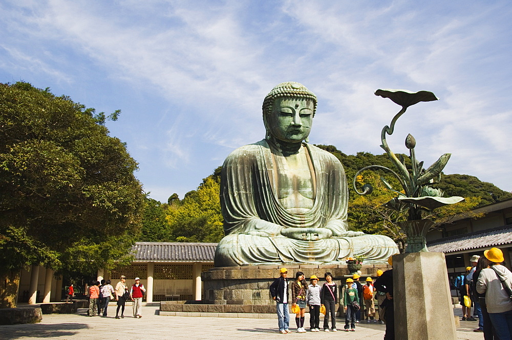 Daibutsu, Big Buddha, built in 1252 weighing 121 tons, Kamakura City, Kanagawa Prefecture, Honshu Island, Japan, Asia