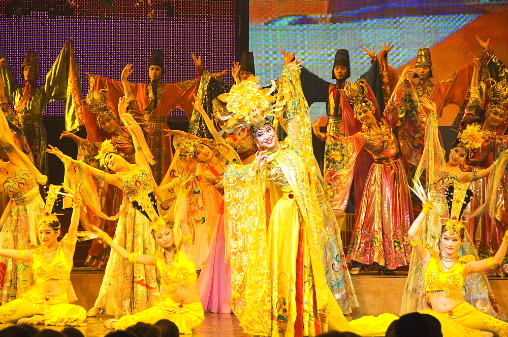 Tang Dynasty dance dating from between 618 and 907AD and Music Show at the Sunshine Grand Theatre, Xian City, Shaanxi Province, China, Asia