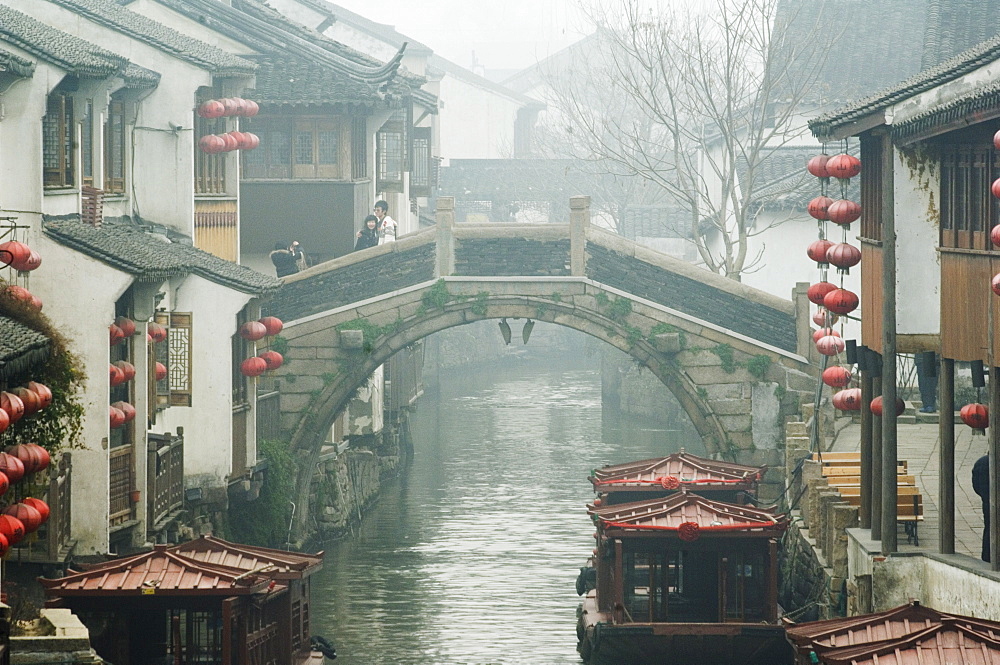 Traditional old riverside houses in Shantang water town, Suzhou, Jiangsu Province, China, Asia