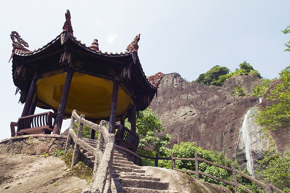 Pavilion and waterfall at Tianyou Feng Heavenly Tour Peak in Mount Wuyi National Park, UNESCO World Heritage Site, Fujian Province, China, Asia