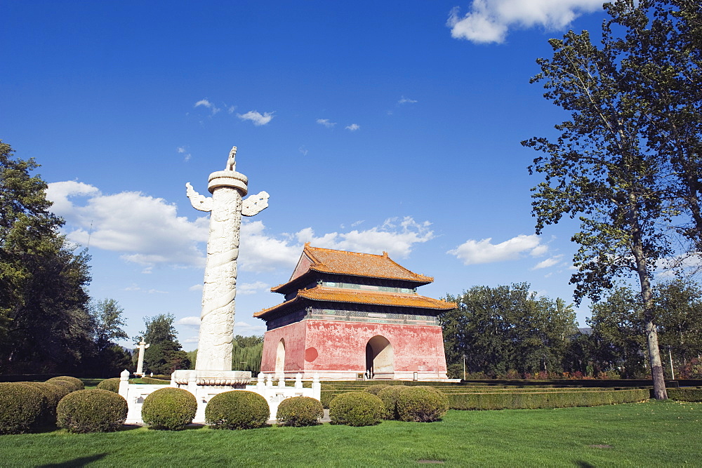 Huabiao statue and gate at the Ming Tombs, Beijing, China, Asia