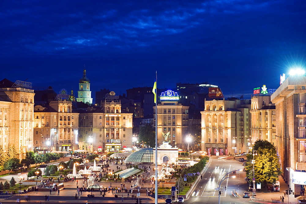 Maidan Nezalezhnosti (Independence Square), Kiev, Ukraine, Europe