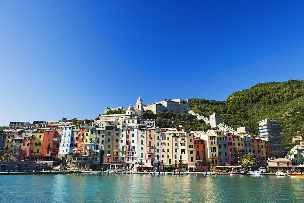 Waterfront pastel coloured houses, Porto Venere, Cinque Terre, UNESCO World Heritage Site, Liguria, Italy, Europe