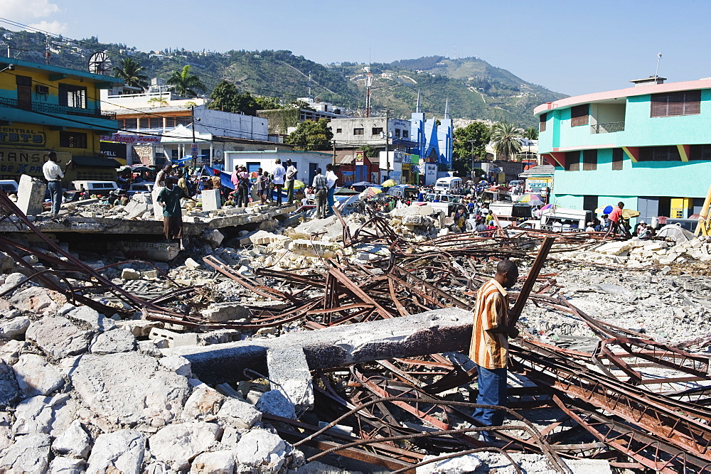 Salvage and reconstruction work, January 2010 earthquake damage, Port au Prince, Haiti, West Indies, Caribbean, Central America