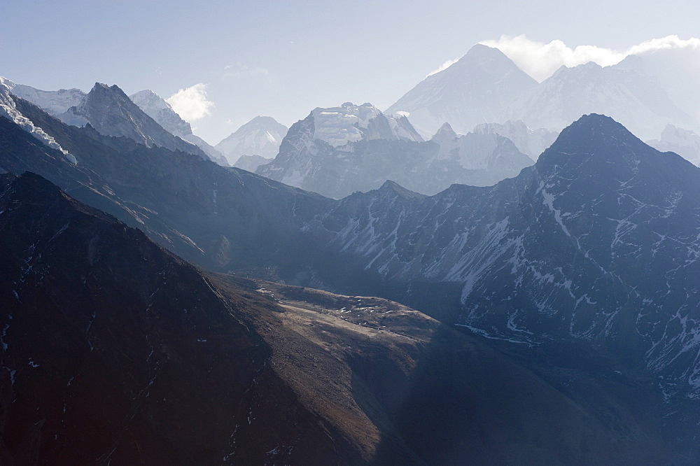 View of Mount Everest, 8850m, from Gokyo Ri, 5483m, Gokyo, Solu Khumbu Everest Region, Sagarmatha National Park, Himalayas, Nepal, Asia