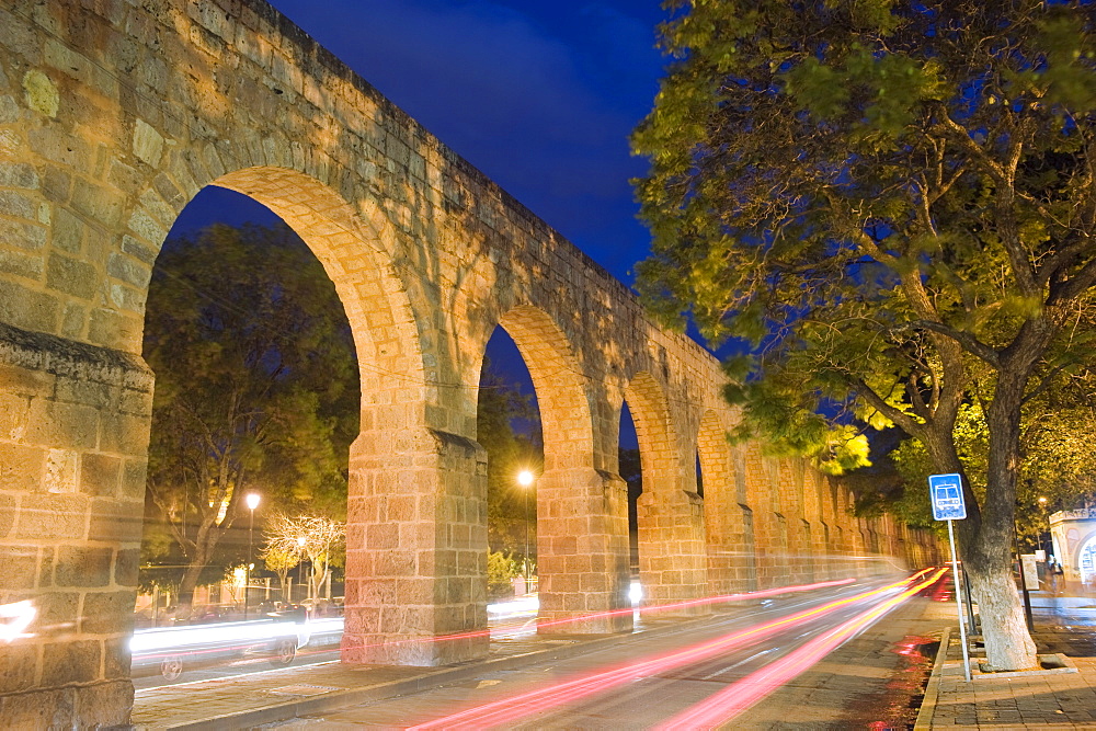 Aqueduct, Morelia, UNESCO World Heritage Site, Michoacan state, Mexico, North America