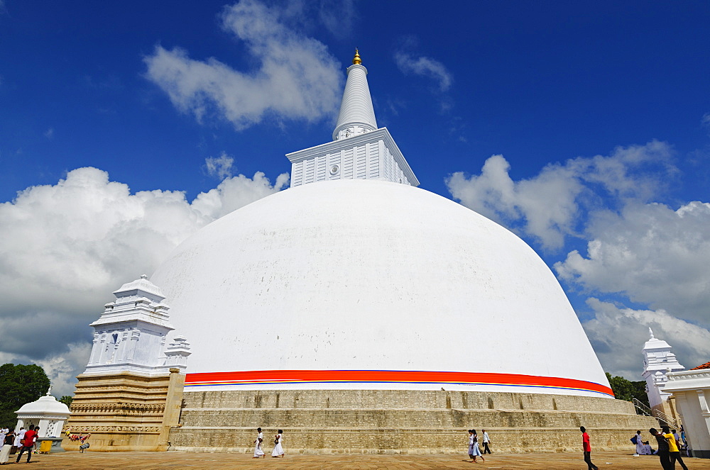 Ruvanvelisaya Dagoba, Anuradhapura, UNESCO World Heritage Site, North Central Province, Sri Lanka, Asia