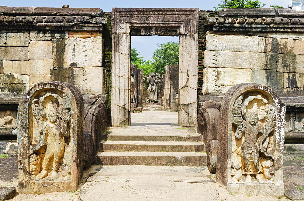 Vatadage, Quadrangle, Polonnaruwa, UNESCO World Heritage Site, North Central Province, Sri Lanka, Asia