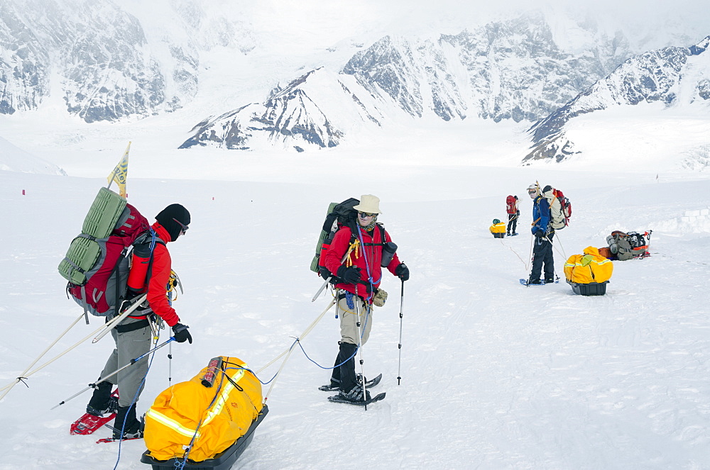 Leaving base camp, climbing expedition on Mount McKinley, 6194m, Denali National Park, Alaska, United States of America, North America