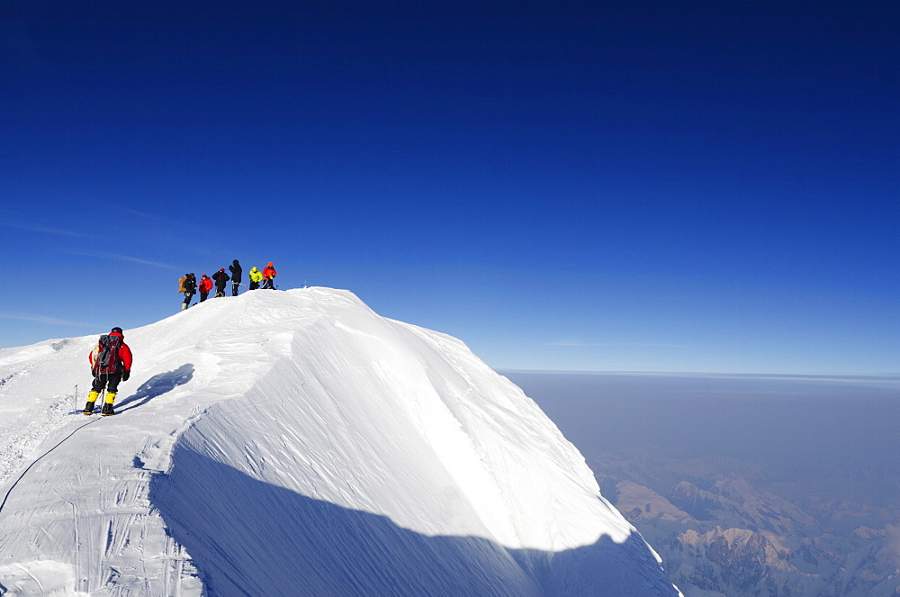 Summit ridge, climbing expedition on Mount McKinley, 6194m, Denali National Park, Alaska, United States of America, North America 