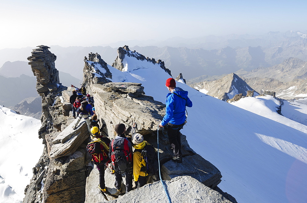 Gran Paradiso, 4061m, highest peak entirely in Italy, Gran Paradiso National Park, Aosta Valley, Italian Alps, Italy, Europe