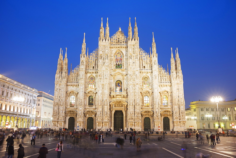 Duomo (Milan Cathedral), Milan, Lombardy, Italy, Europe 