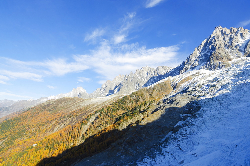 Autumn colours in Chamonix Valley, Chamonix, Haute-Savoie, French Alps, France, Europe 