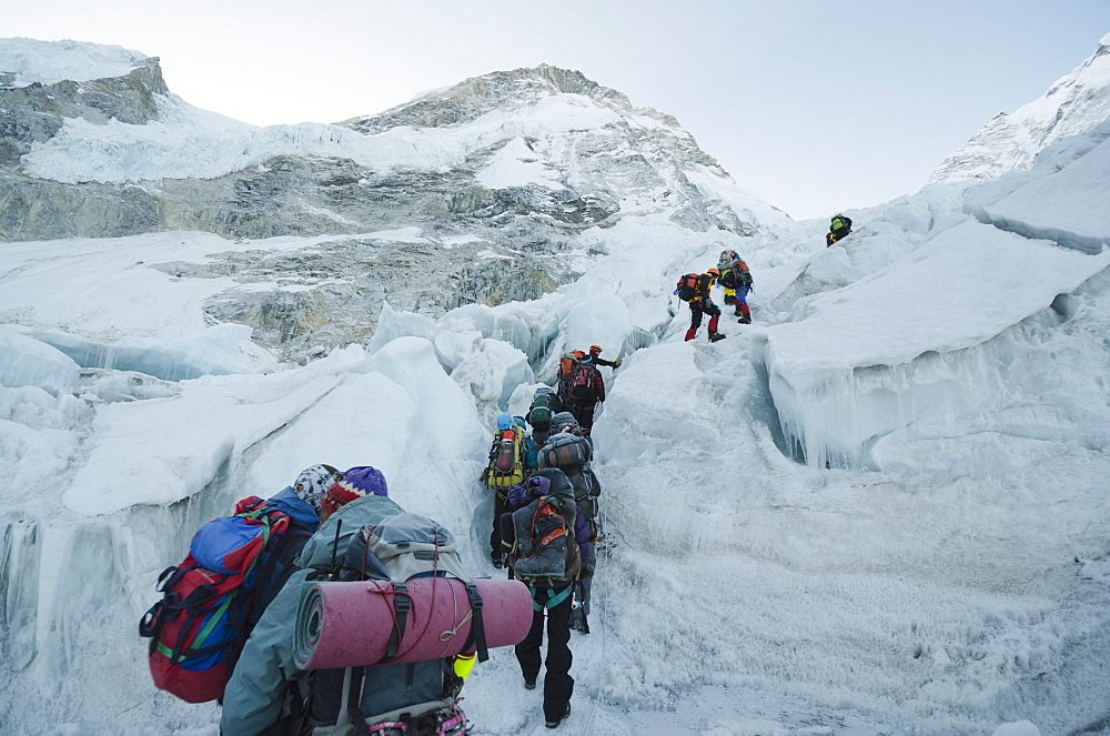 The Khumbu icefall on Mount Everest, Solu Khumbu Everest Region, Sagarmatha National Park, UNESCO World Heritage Site, Nepal, Himalayas, Asia 