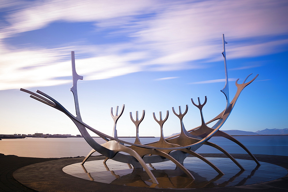 Solfar (Sun Voyager), iconic stainless-steel modern sculpture representing a Viking longboat by Jon Gunnar Arnason, Reykjavik, Iceland, Polar Regions